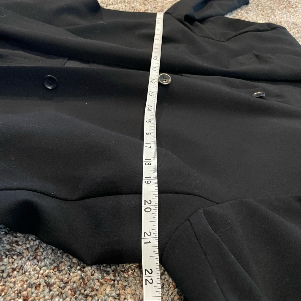 Elegant Black Dress Jacket - Picture 5 of 9